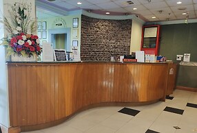 Megah D'Aru Hotel
