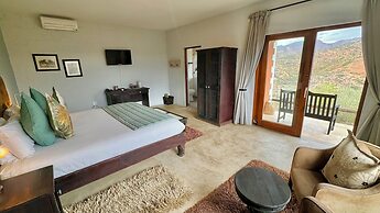 River Crossing Lodge