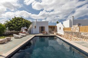 Amalgam Homes Paros