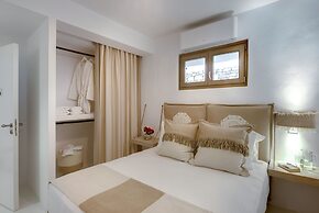Amalgam Homes Paros