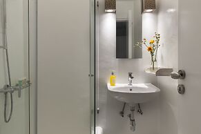 Amalgam Homes Paros