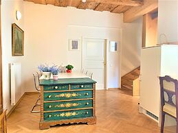 Small Luxury Palace Residence