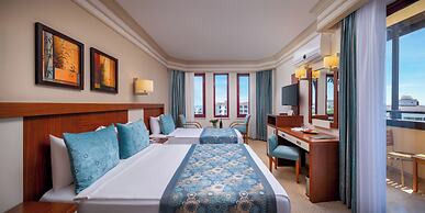 Villa Side Hotel