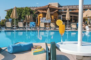 Villa Side Hotel