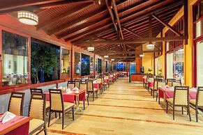 Villa Side Hotel