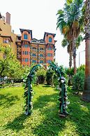 Villa Side Hotel