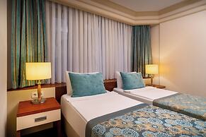 Villa Side Hotel
