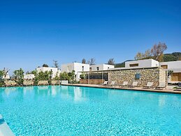 Voyage Torba Hotel