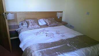 Dunbur Lodge