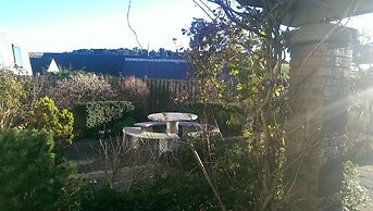 Dunbur Lodge