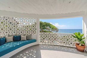 Chale Island Resort