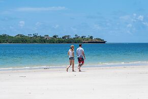 Chale Island Resort
