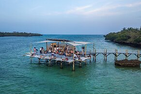Chale Island Resort