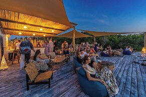 Chale Island Resort