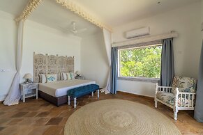 Chale Island Resort