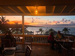 Northshore Seaside Suites