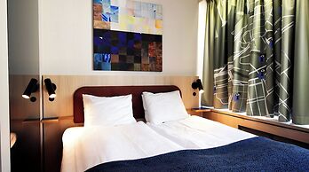 Comfort Hotel City