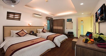 Van Mieu Hotel