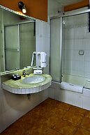 Intiqa Hotel
