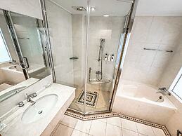 Shangrila Boutique Hotel
