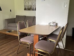 Tally-Ho Inn