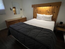 Tally-Ho Inn