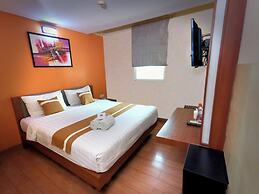 World Hotel