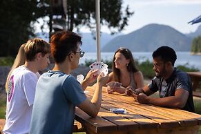 Backeddy Resort and Marina