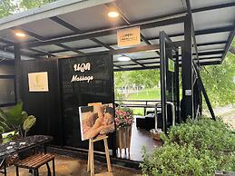 The Piano Resort