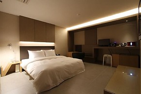 Valentine Hotel