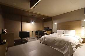 Valentine Hotel