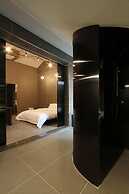 Valentine Hotel