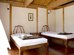 Sukabura Inn