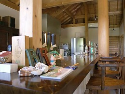 Sukabura Inn