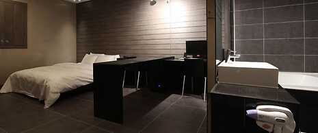 Antives Hotel