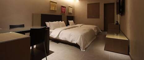 Antives Hotel