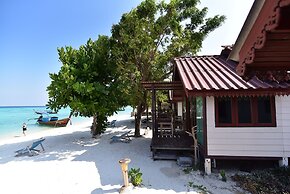 Lipe Power Beach Resort