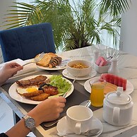 Emirates Grand Hotel