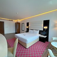 Emirates Grand Hotel