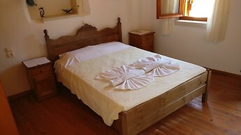 Patriko Traditional Residence
