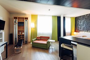 harry’s home München Moosach hotel & apartments