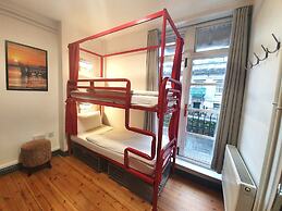 Galway City Hostel & Bar
