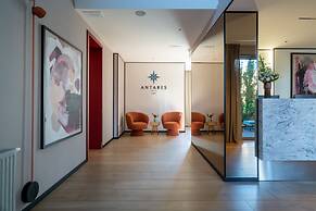 Hotel Antares