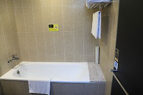 Wholesome Hotel