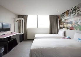 Wholesome Hotel
