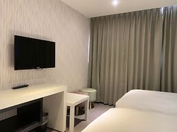 Wholesome Hotel