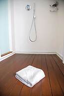 1866 Court & Suites