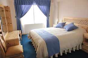 Almudena Apart Hotel