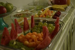 Almudena Apart Hotel