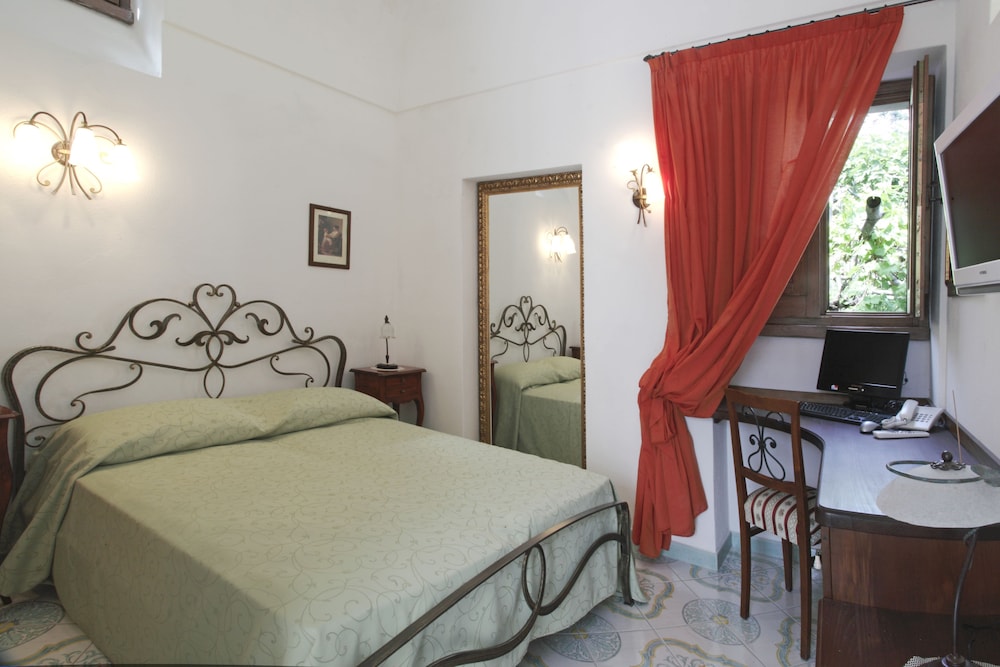L'Antico Borgo dei Limoni